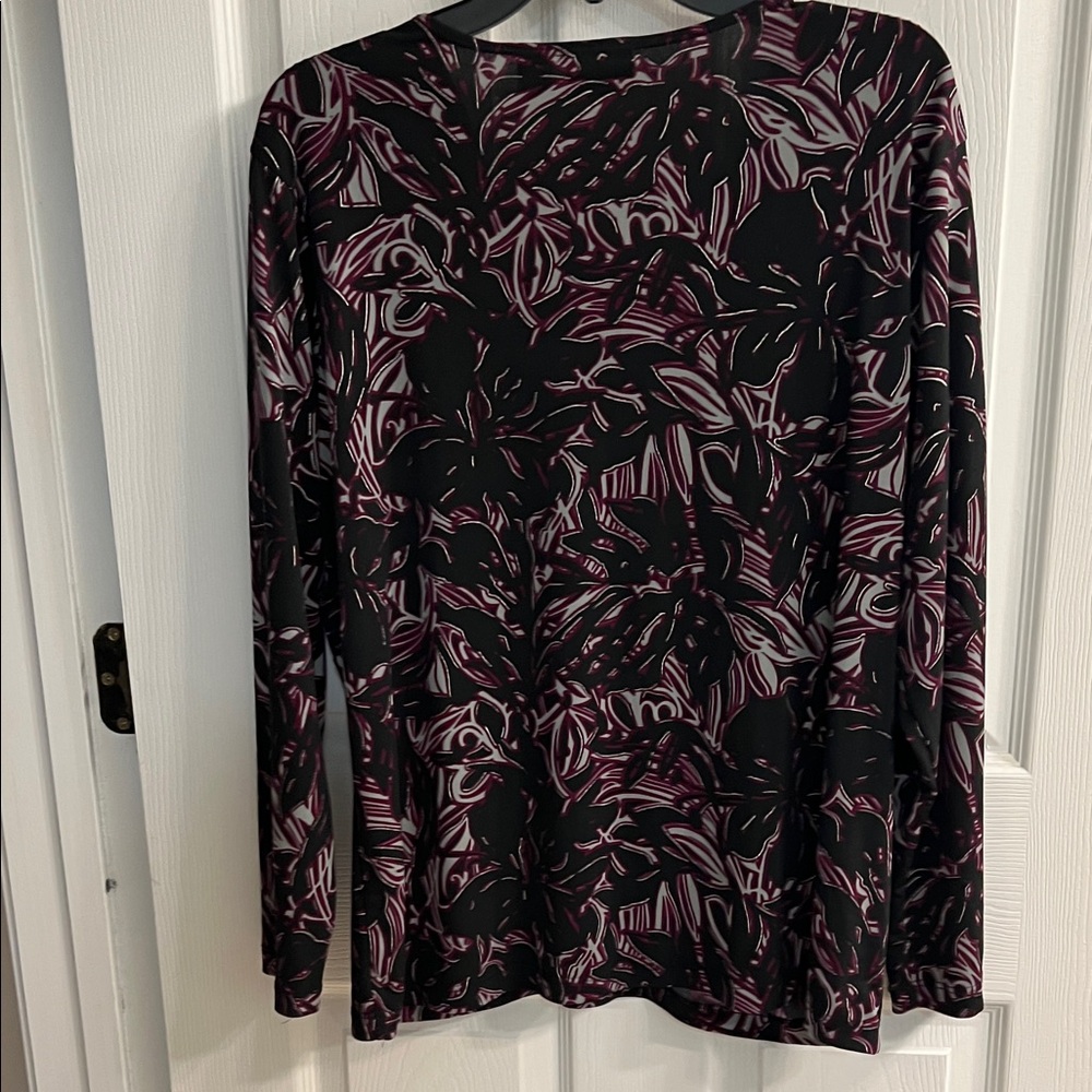 Chico's V neck top